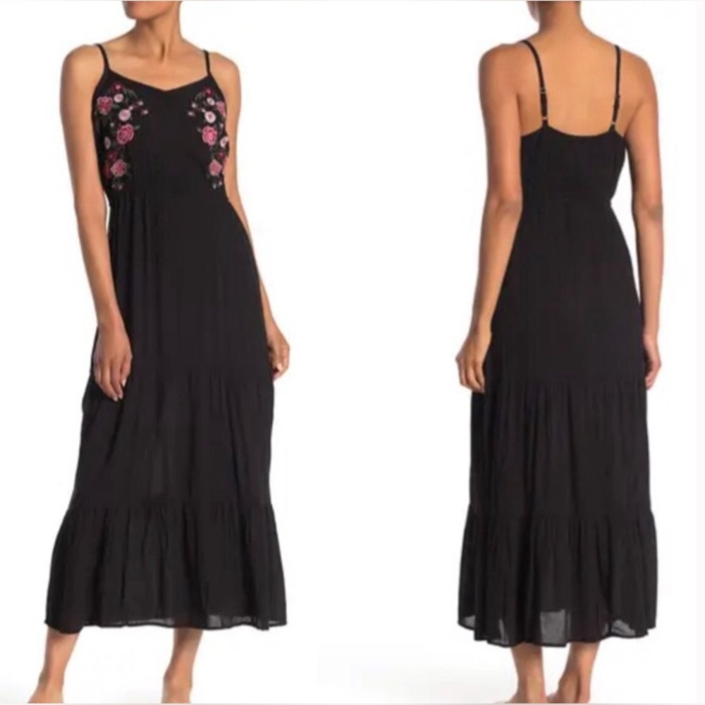 EUC- Kelly Renee Embroidered Top Peasant Dress